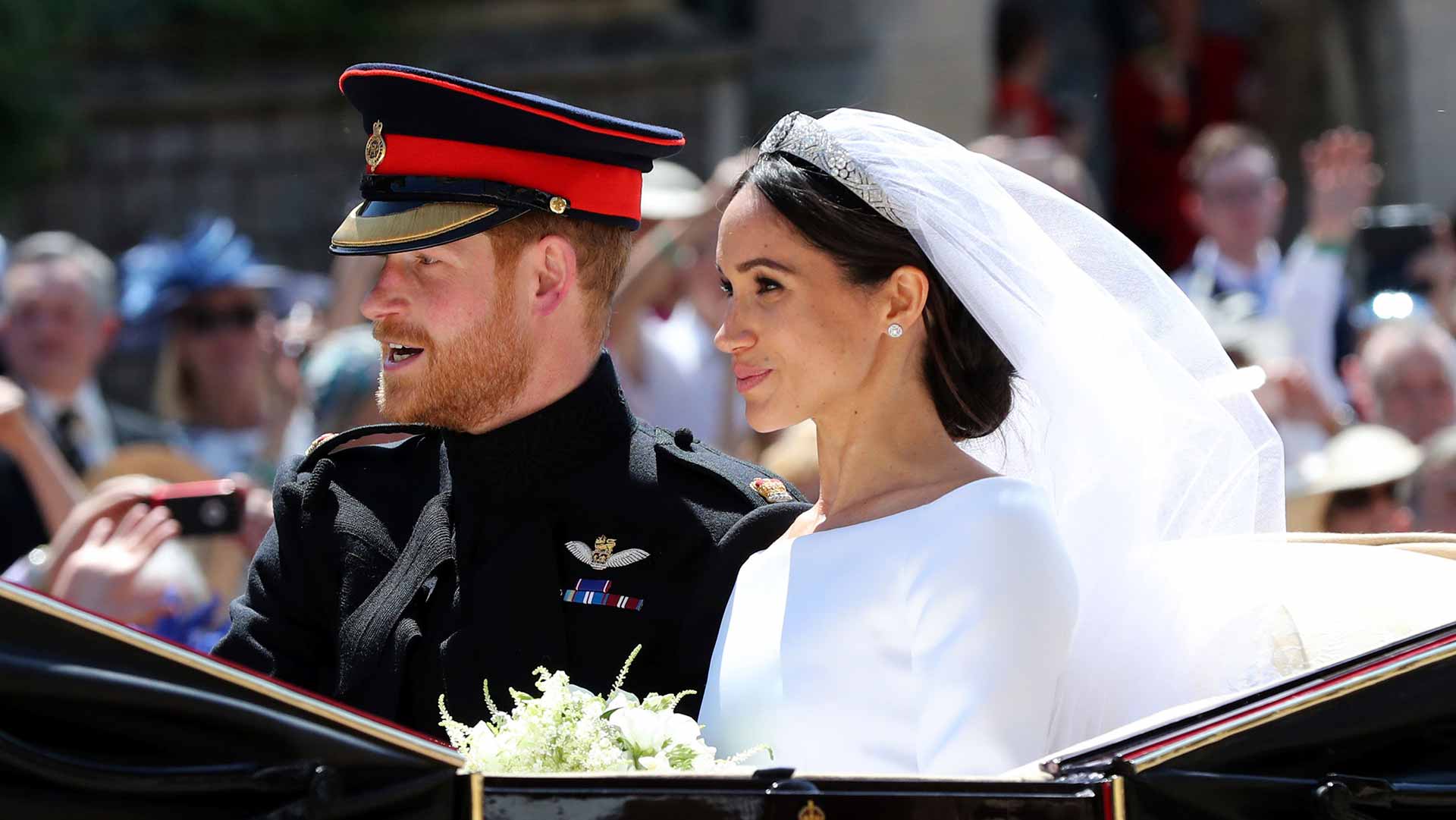 Meghan Markle revela cuál fue el detalle azul que llevó en su boda con el príncipe Harry