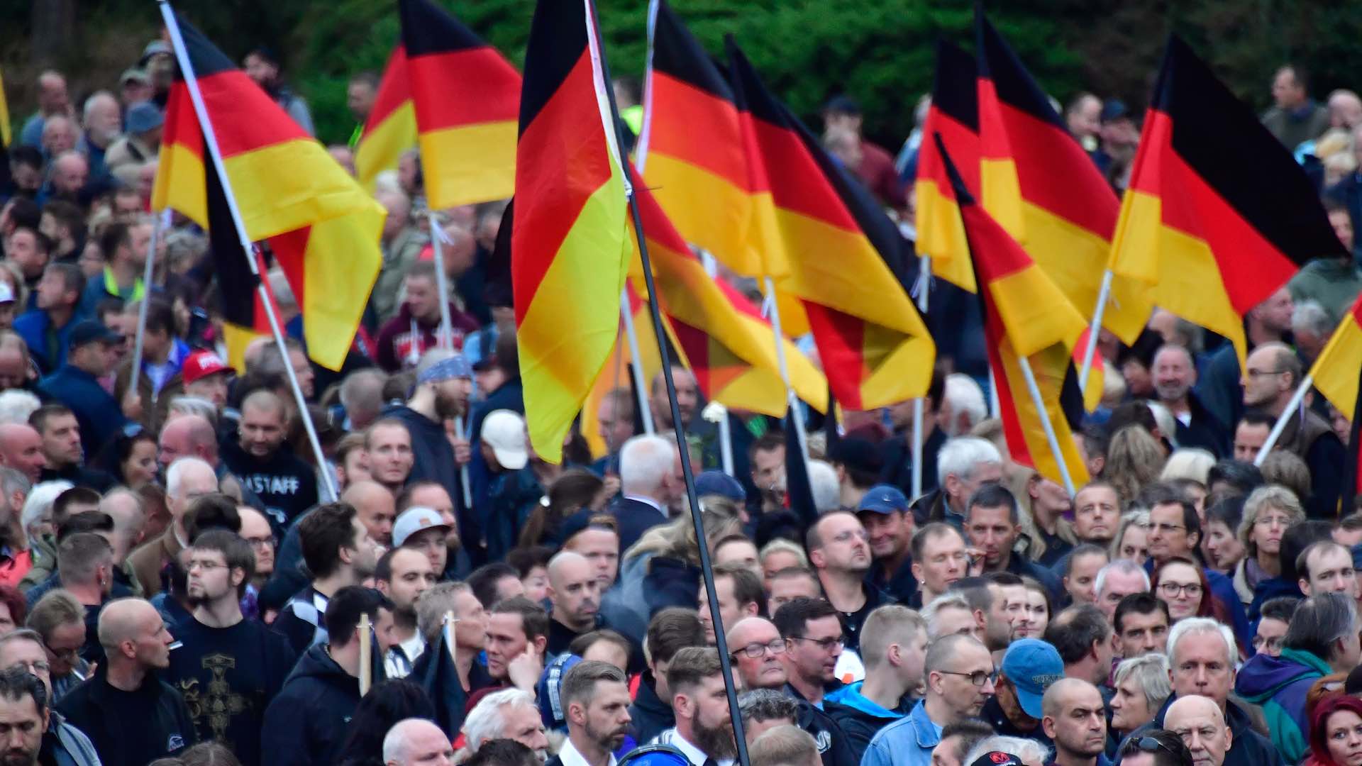 Nueve heridos en las protestas ultraderechistas al este de Alemania