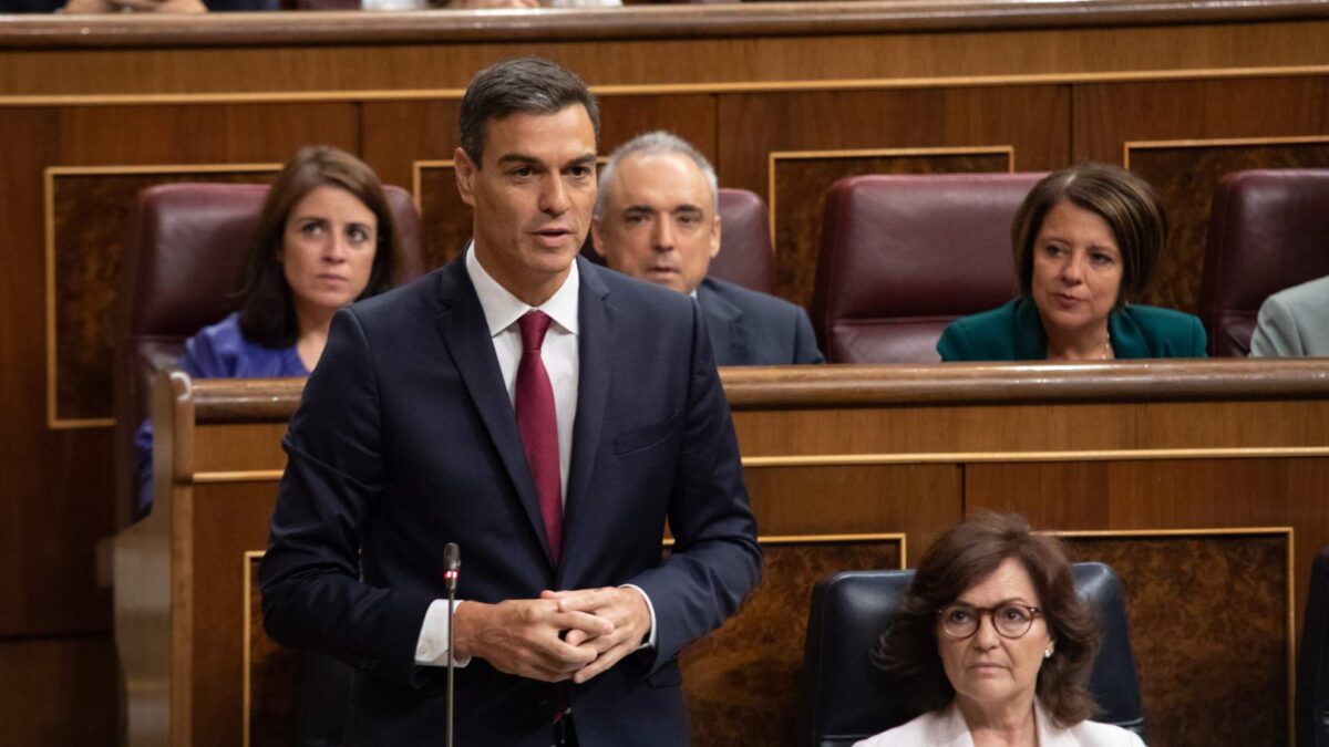 Sánchez anuncia medidas legales contra las acusaciones de plagio de su tesis