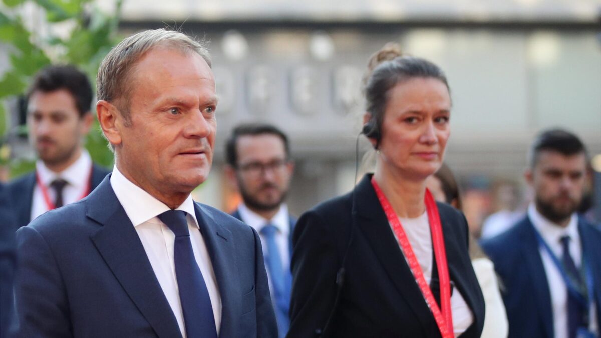 Tusk considera inviables propuestas del Brexit de May