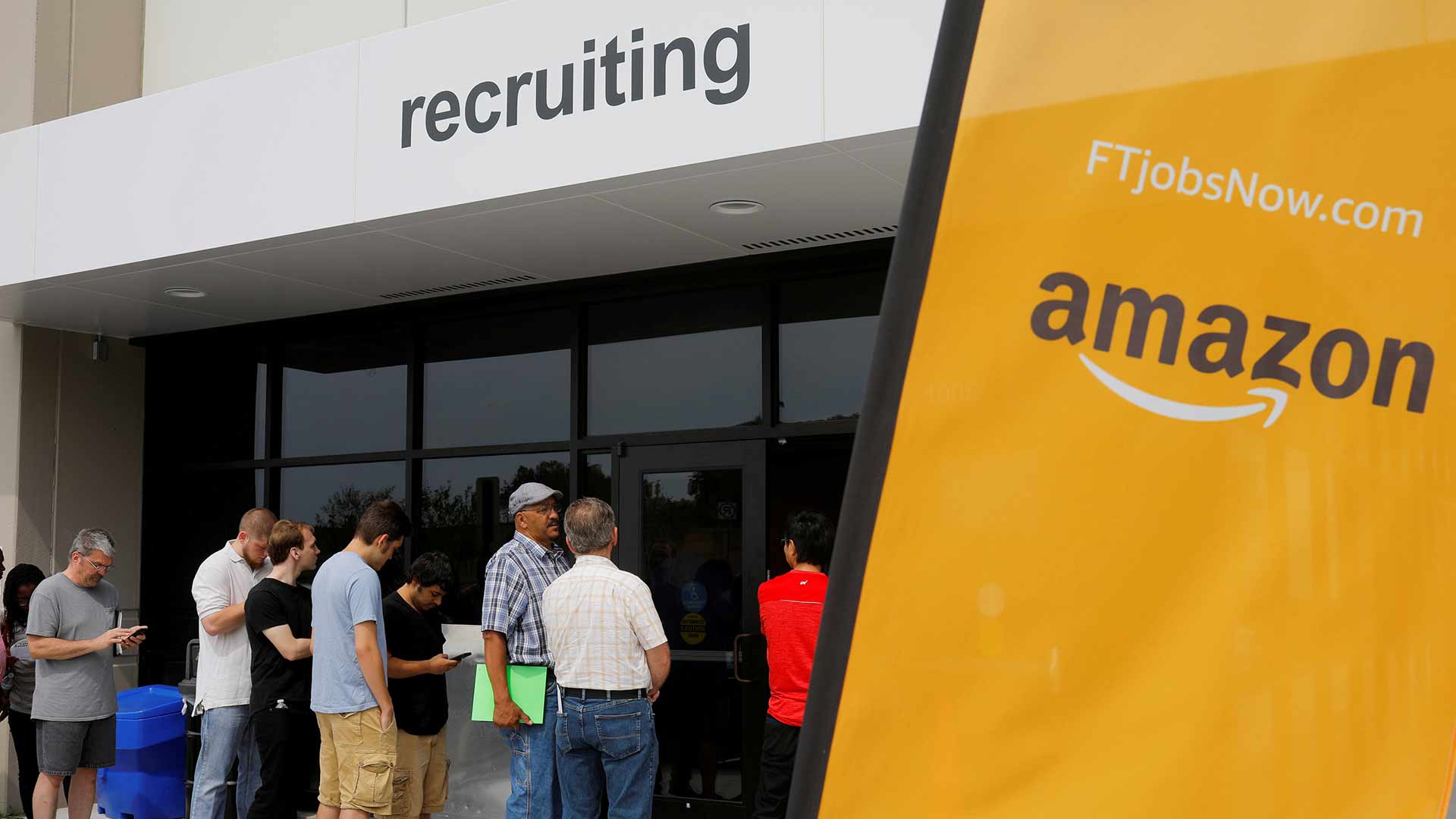 Amazon descarta su algoritmo de reclutamiento por sexista
