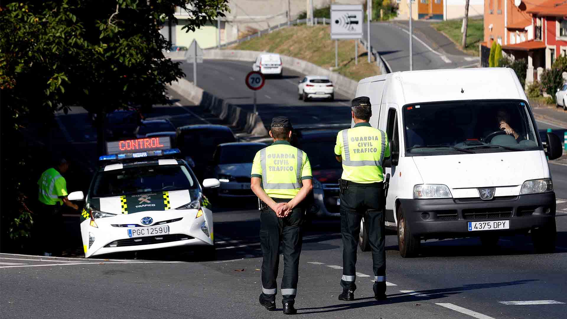 Muere de un disparo un guardia civil tras dar el alto a un coche en Granada