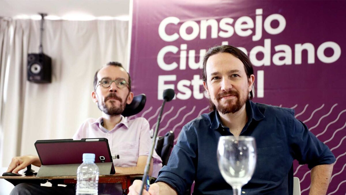 Iglesias arenga a los suyos para apoyar al Gobierno ante el «nuevo aznarismo» de PP y Cs