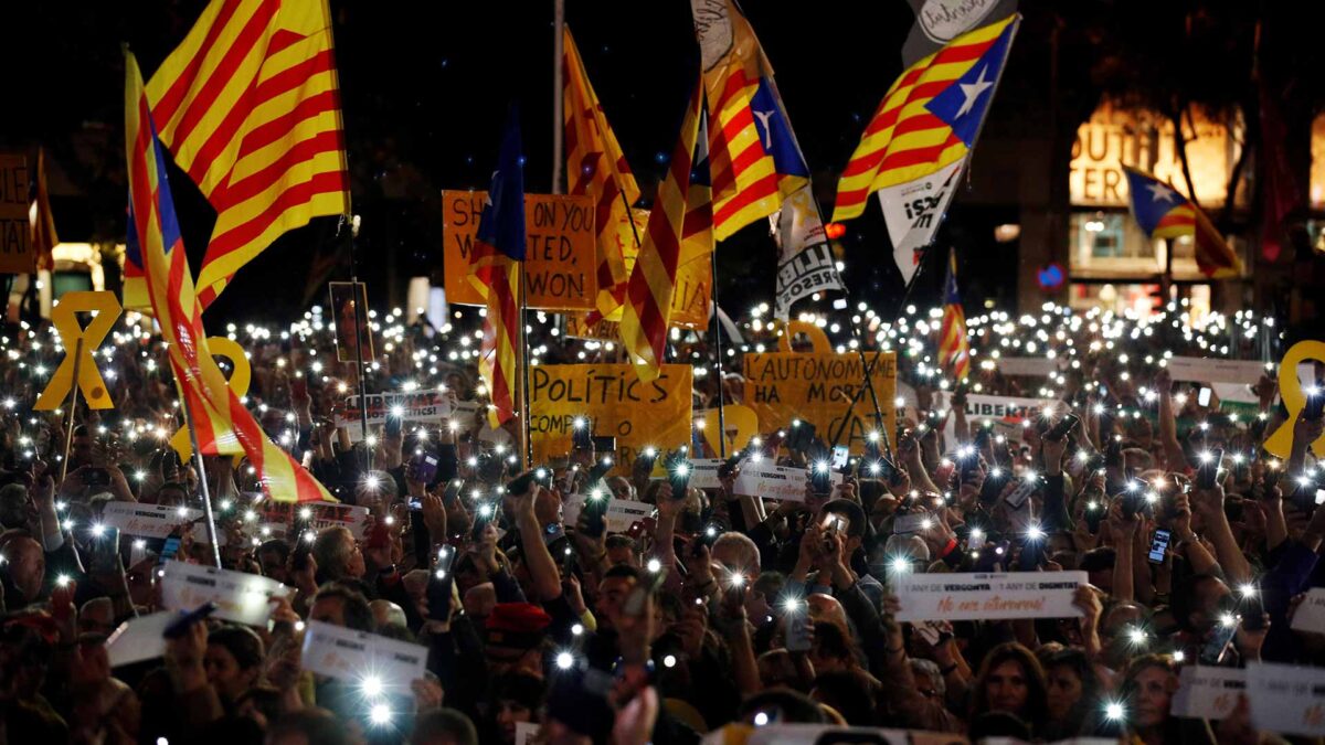 Concentración en Barcelona por la libertad de ‘los Jordis’ tras un año de cárcel