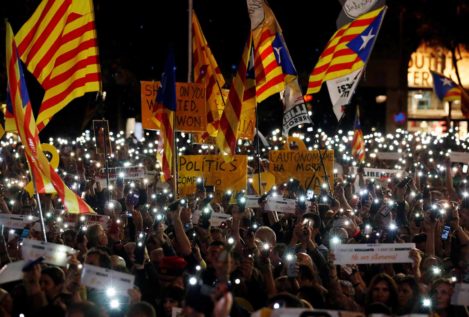 Concentración en Barcelona por la libertad de 'los Jordis' tras un año de cárcel