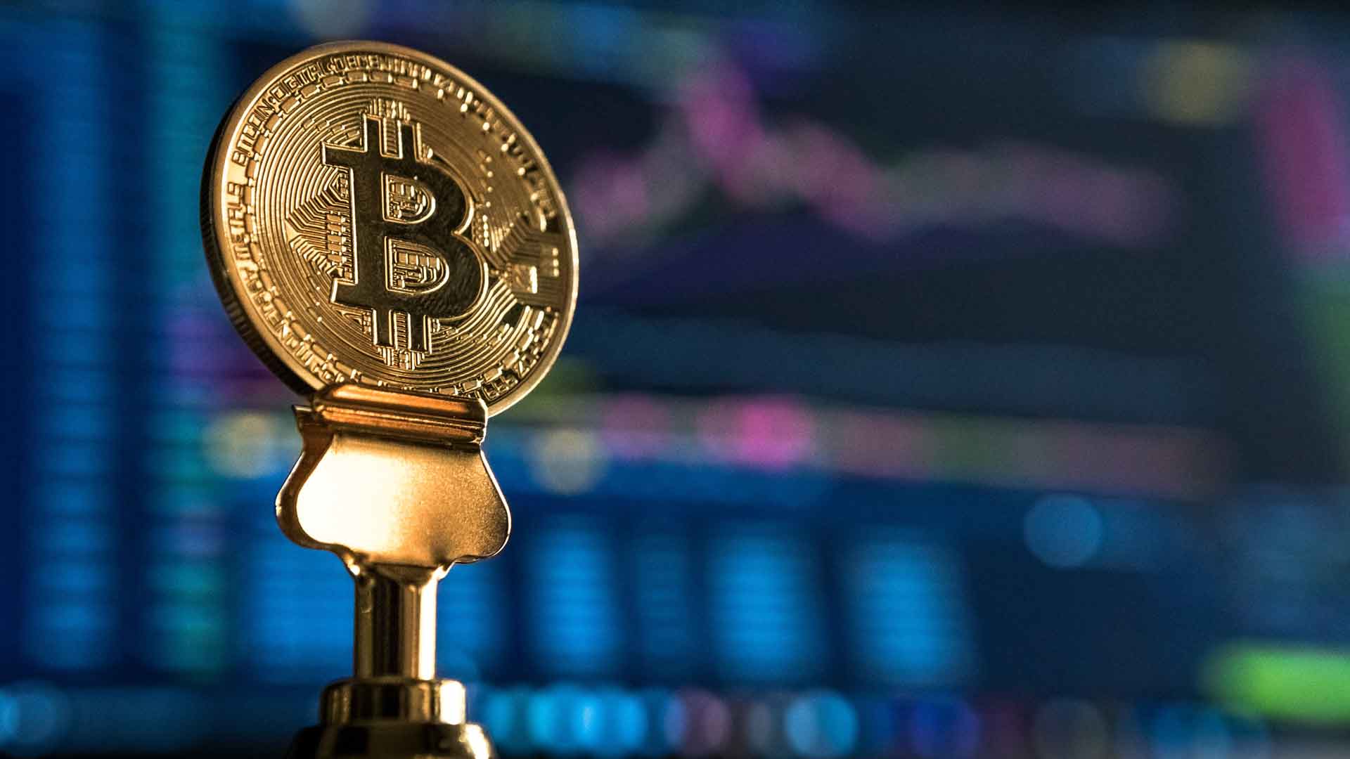 El bitcoin sigue sin convencer 10 años después de su nacimiento