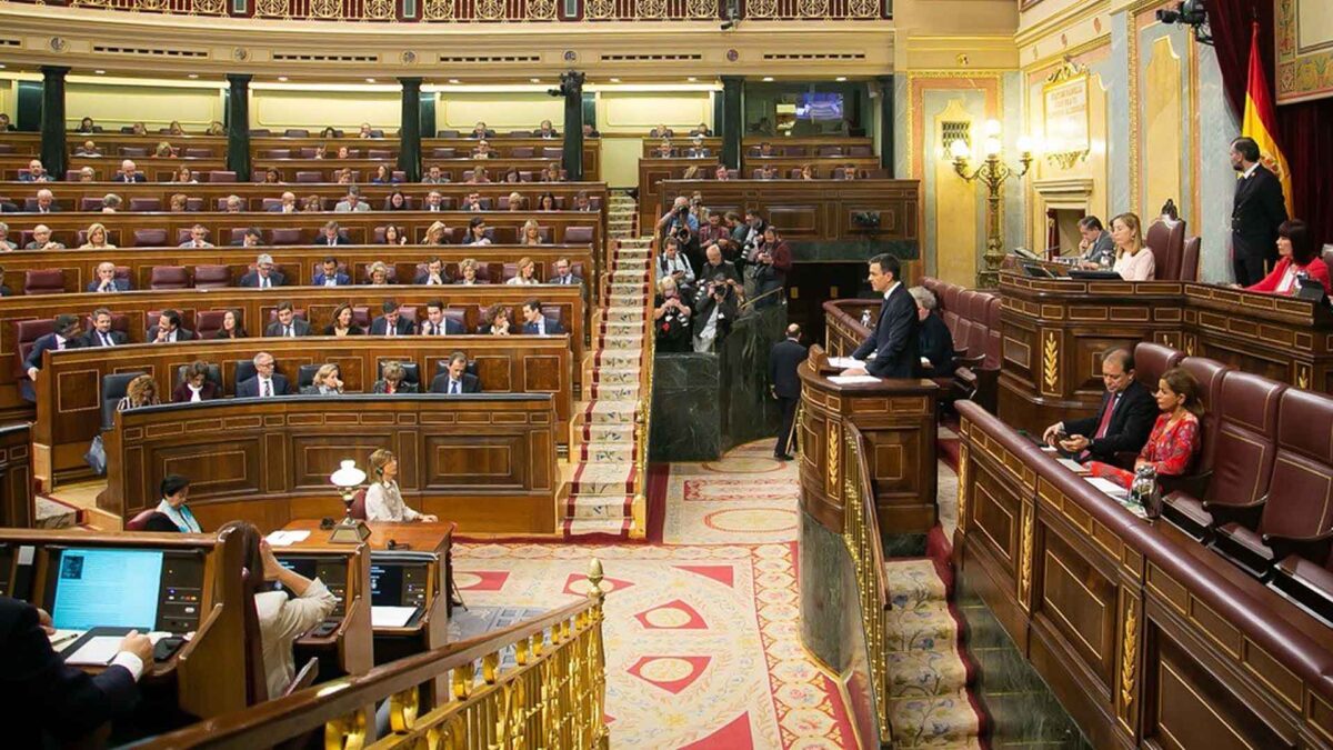 El Congreso abre la puerta subir la pensión a los huérfanos por violencia machista