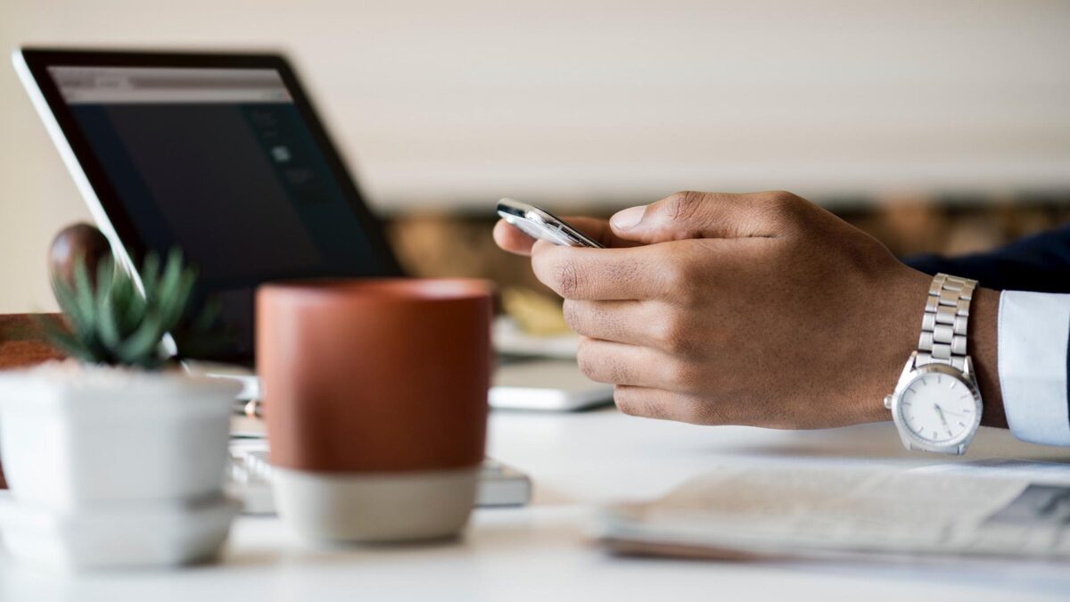 El derecho a la desconexión digital del trabajador se garantizará por ley