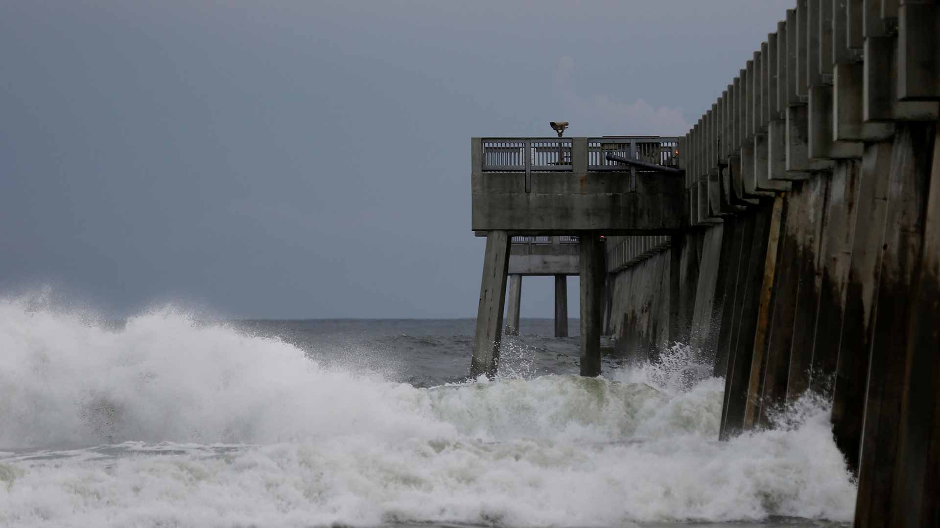 El huracán Michael alcanza la categoría 4 y avanza hacia Florida