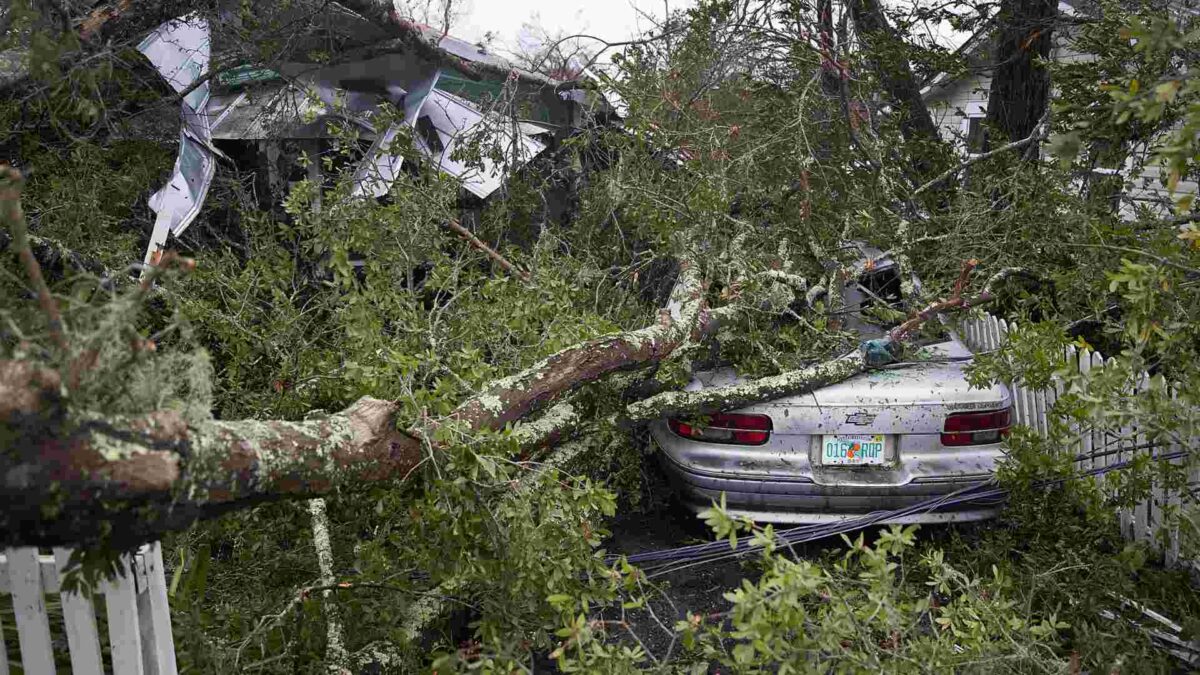 El huracán Michael deja al menos un muerto a su paso por Florida