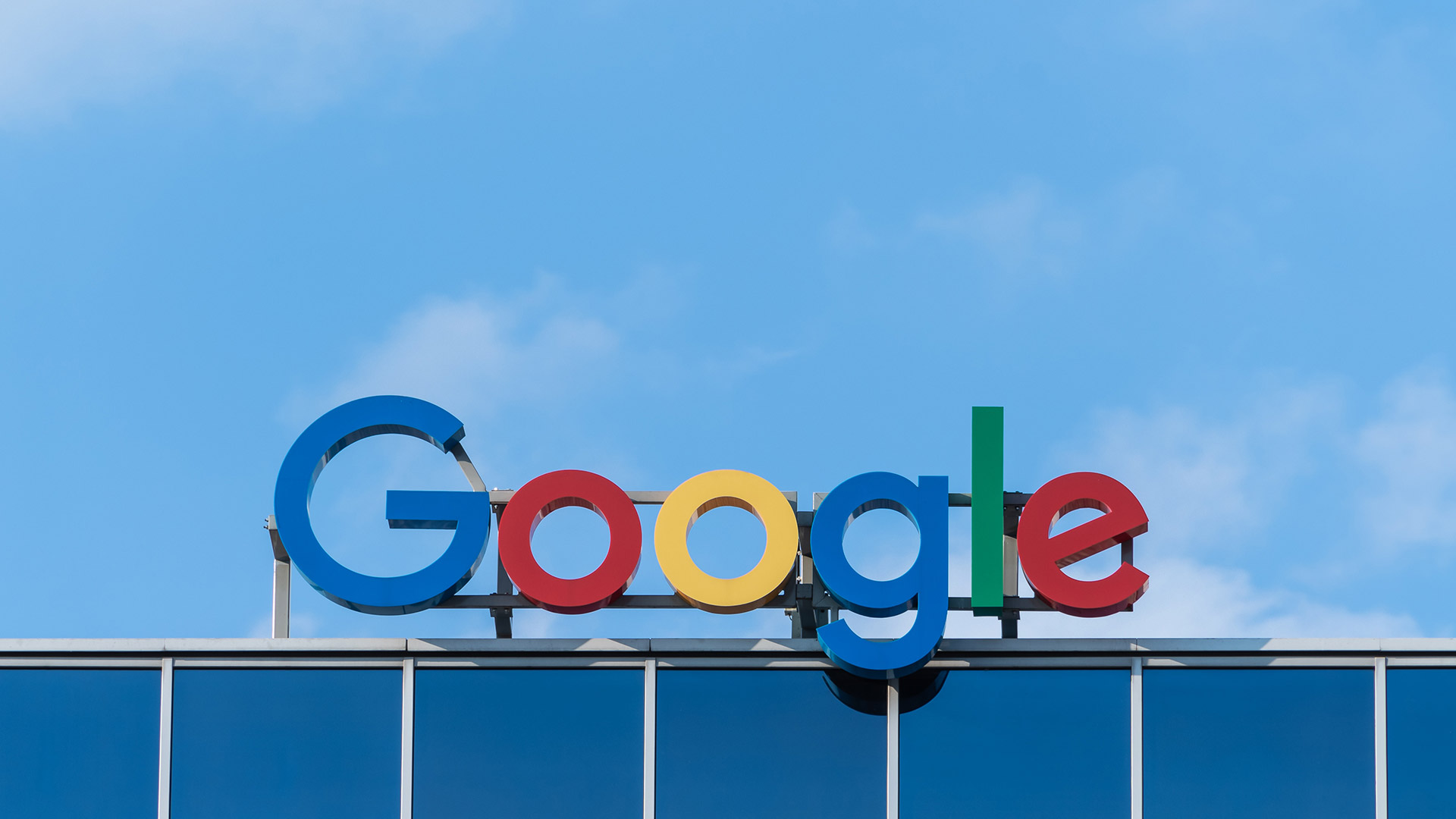 Google+ cierra hasta agosto por un problema de seguridad