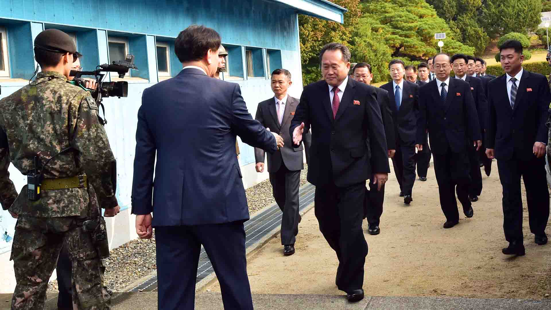 Las dos Coreas negocian la desmilitarización de la frontera que los separa