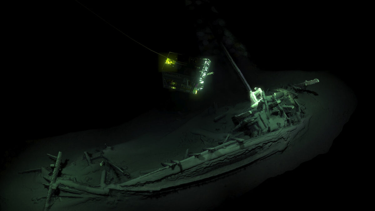 Hallados en el Mar Negro los restos de la embarcación más antigua del mundo