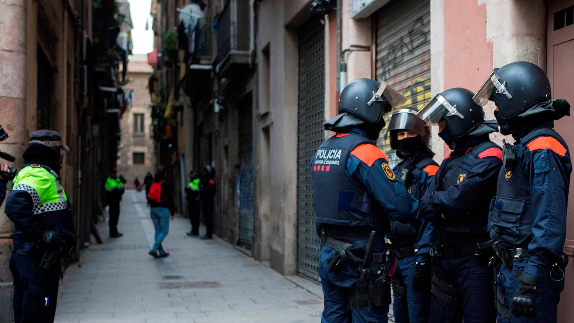 Más de 50 detenidos en una macrooperación de los Mossos contra el narcotráfico en Barcelona