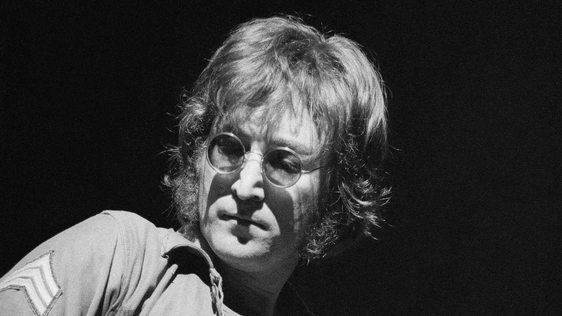 Nunca te ganarás la vida con la guitarra, John Lennon