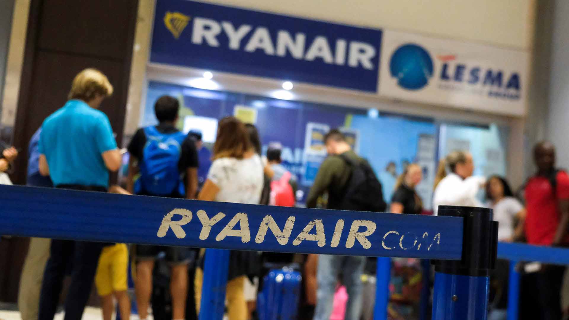 Ryanair llega a un acuerdo con sus pilotos de Portugal, Reino Unido e Italia