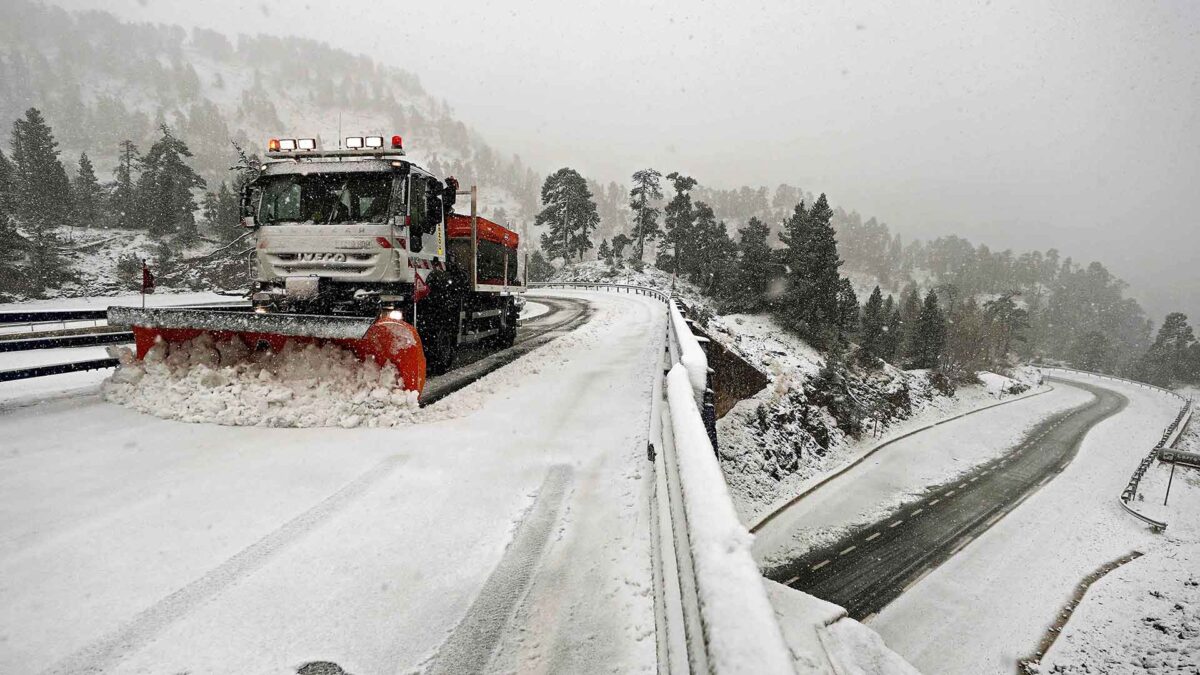 Una persona desaparecida por el temporal de nieve y lluvia