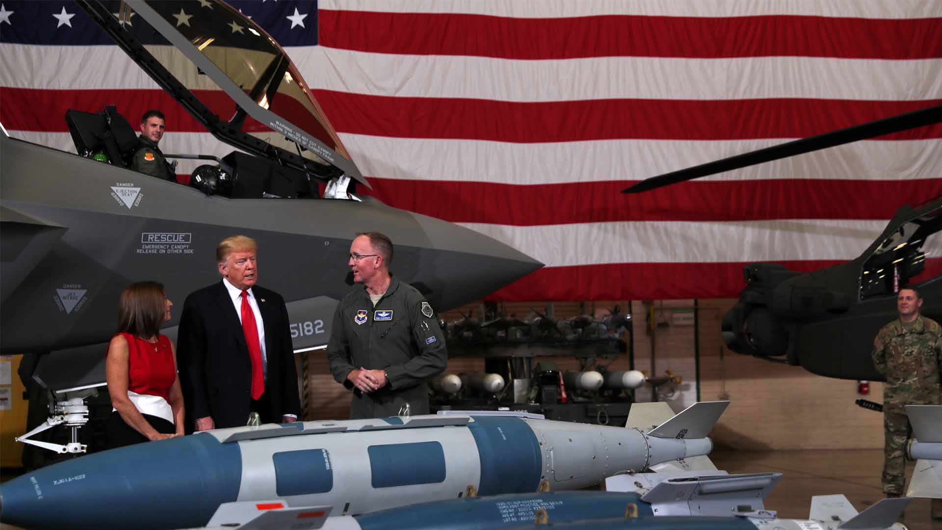 Trump anuncia que pondrá fin al acuerdo clave con Rusia contra armas nucleares