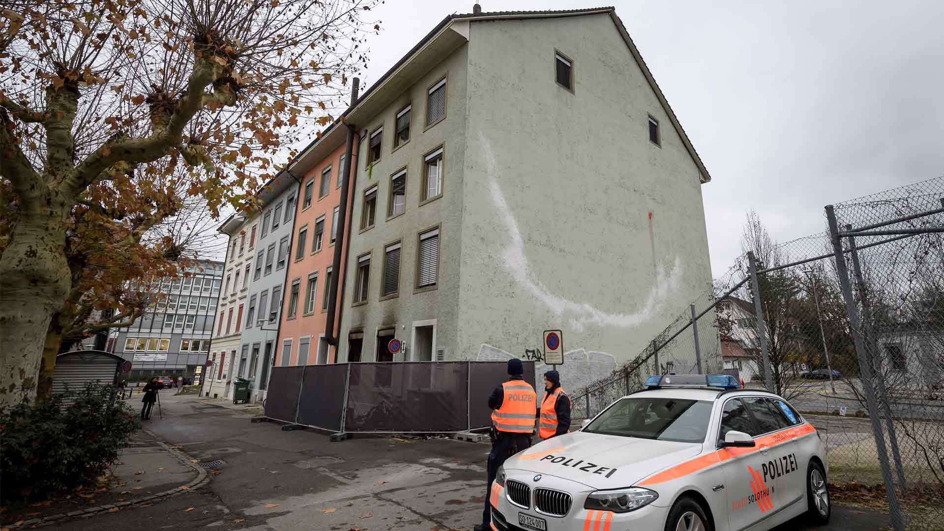Al menos seis muertos por un incendio en un edificio en Suiza