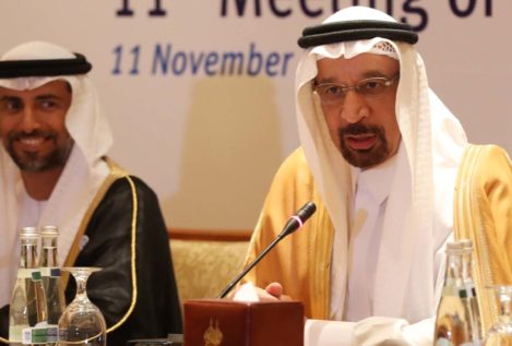 Arabia Saudí pide reducir la producción mundial de petróleo en un millón de barriles diarios