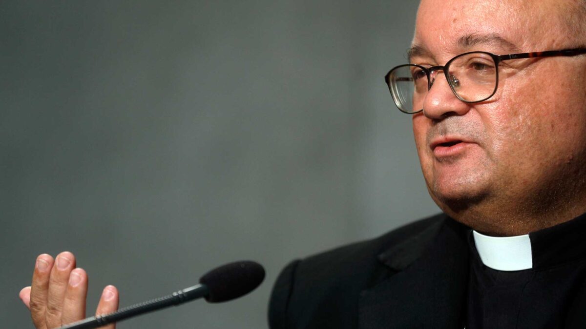 Charles Scicluna, el verdugo de los curas acusados de abuso sexual, vuelve al Vaticano