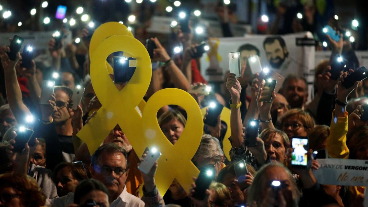 Cs y PP califican de «gravísimo» que la Abogacía del Estado no acuse de rebelión a los políticos del procés