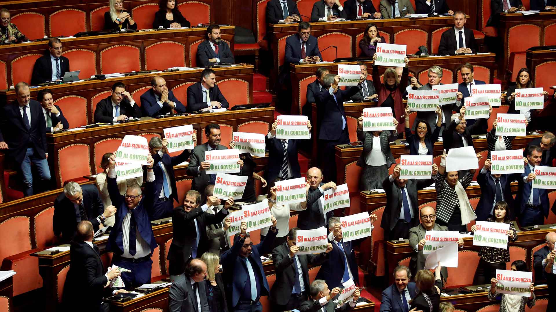 El Senado de Italia aprueba una dura ley sobre inmigración