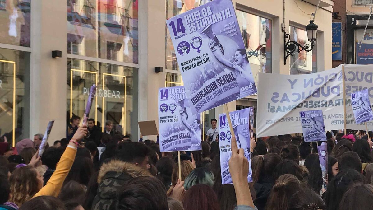 Los estudiantes se movilizan contra el machismo: «No queremos la cultura proxeneta en las escuelas»