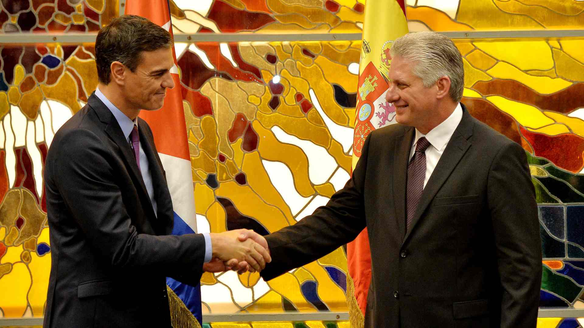 Sánchez y Díaz-Canel acuerdan normalizar el diálogo e impulsar la cooperación entre España y Cuba