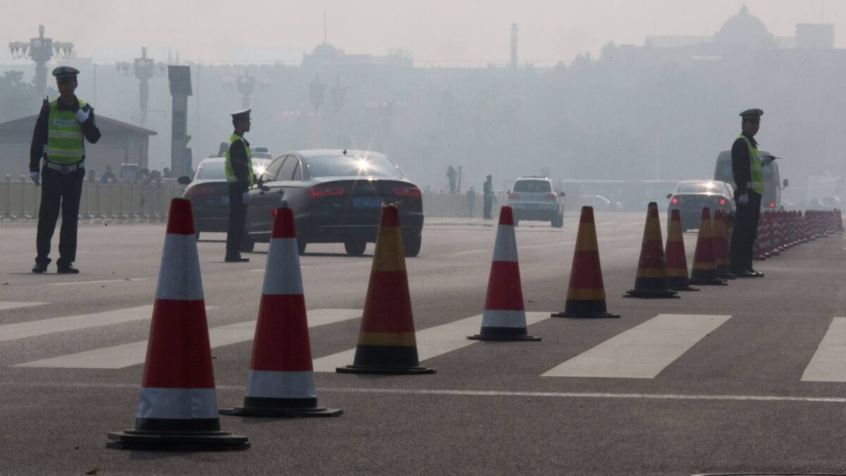 Un coche embiste a varios peatones en China y mata a siete personas