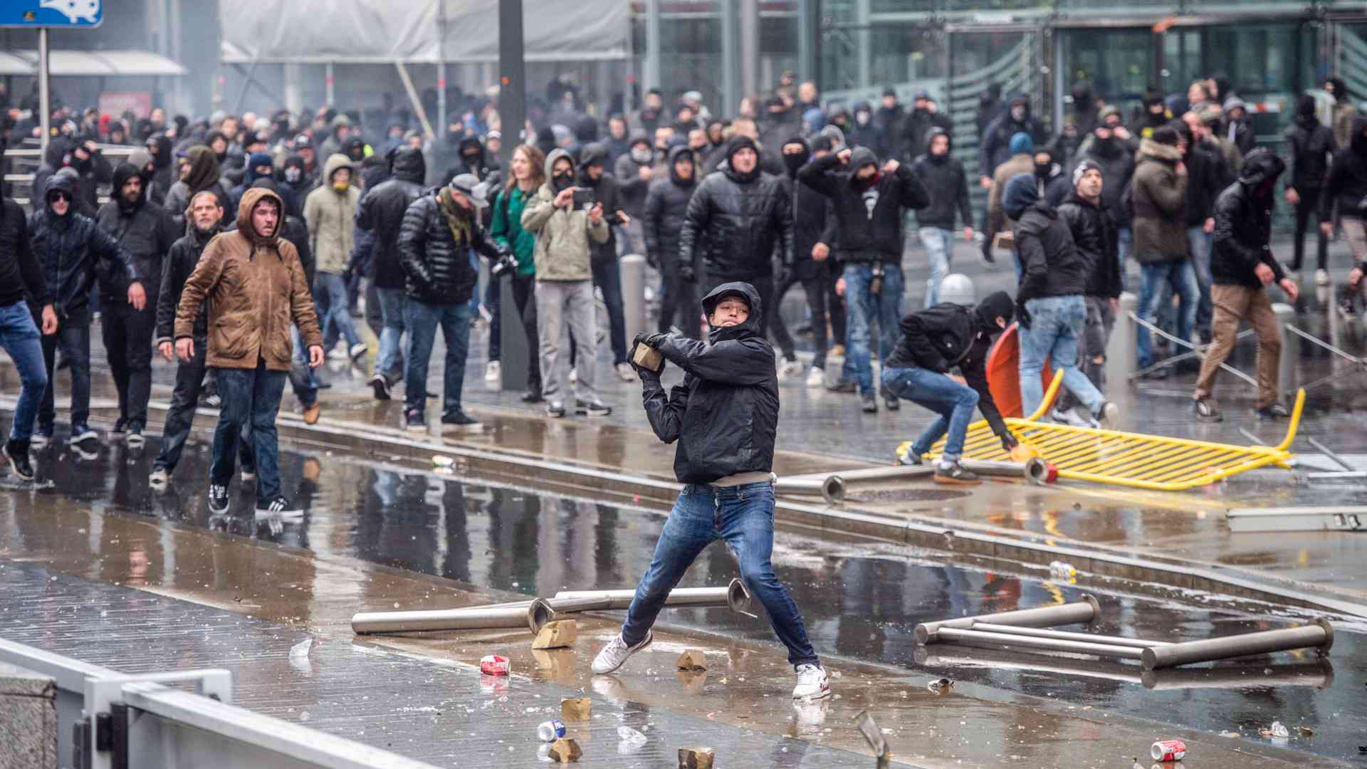 Disturbios en Bruselas durante una manifestación de la ultraderecha contra la inmigración