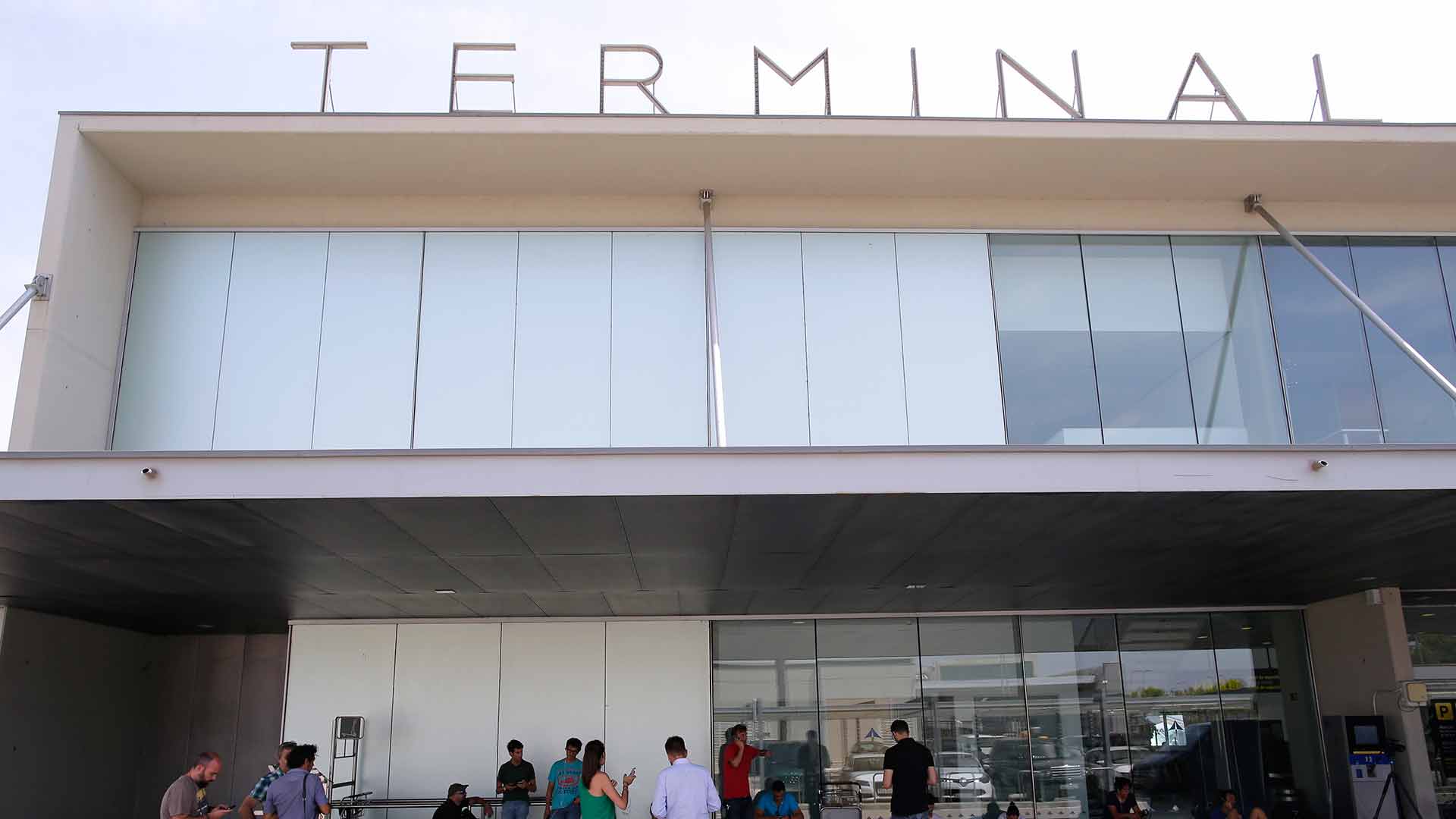 El aeropuerto de El Prat de Barcelona pasará a llamarse Josep Tarradellas