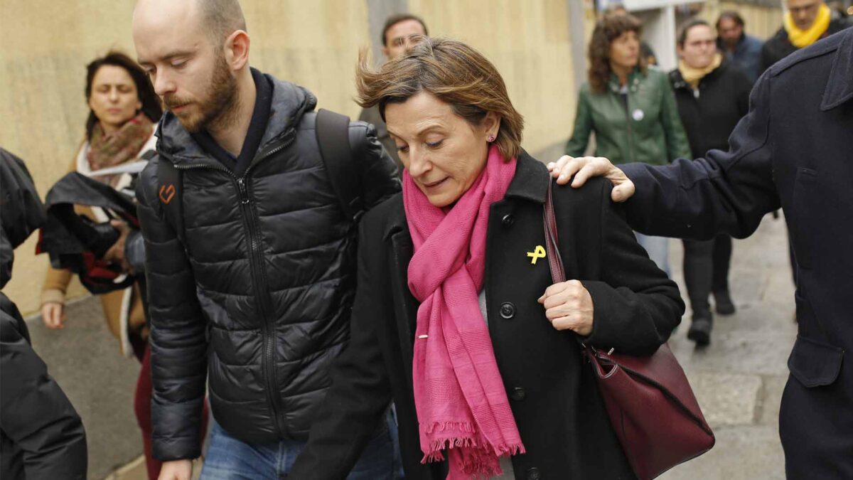 El Constitucional no admite los recursos de amparo de Carme Forcadell y Anna Simó