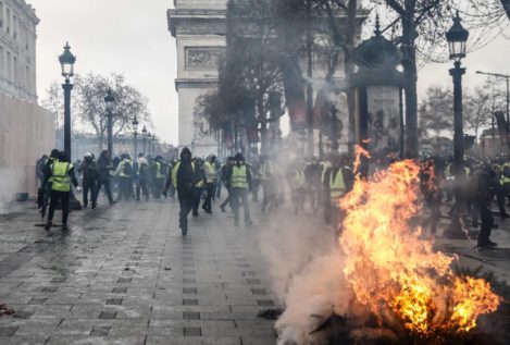El Gobierno francés cifra como "colosales" las pérdidas en las protestas de los chalecos amarillos