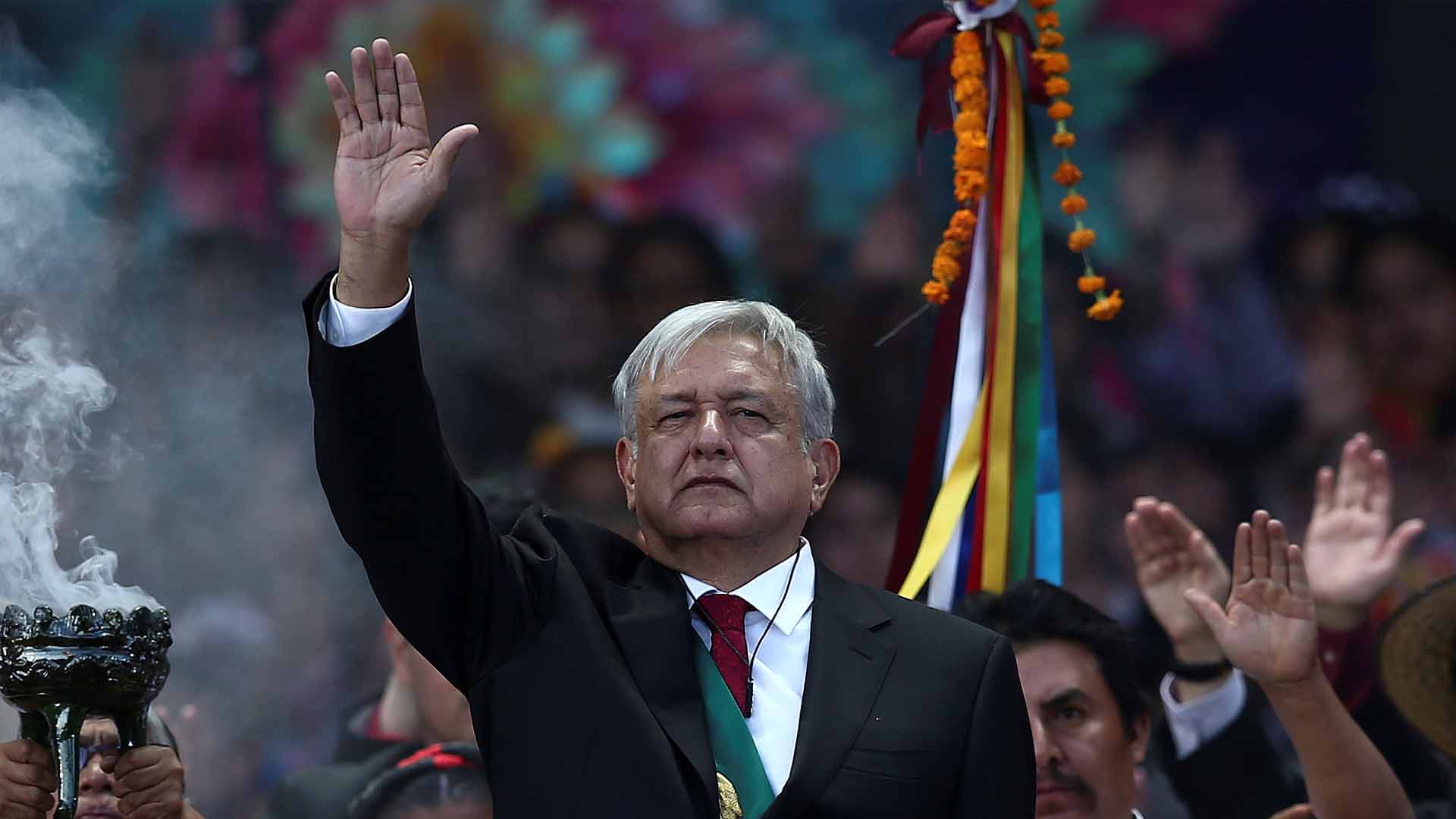López Obrador asume la presidencia con la corrupción como principal caballo de batalla