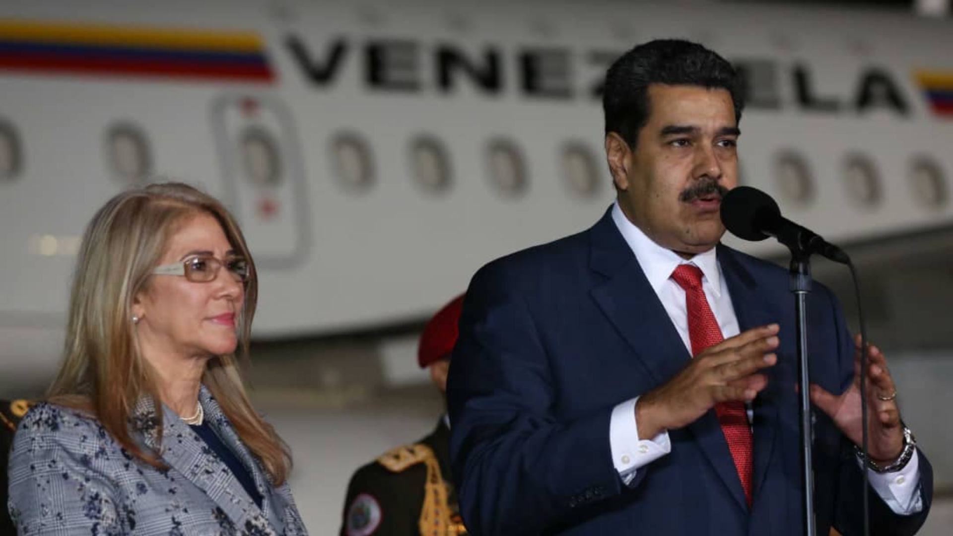 Maduro viaja a Rusia para reunirse con Putin tras recibir el apoyo de Erdogan