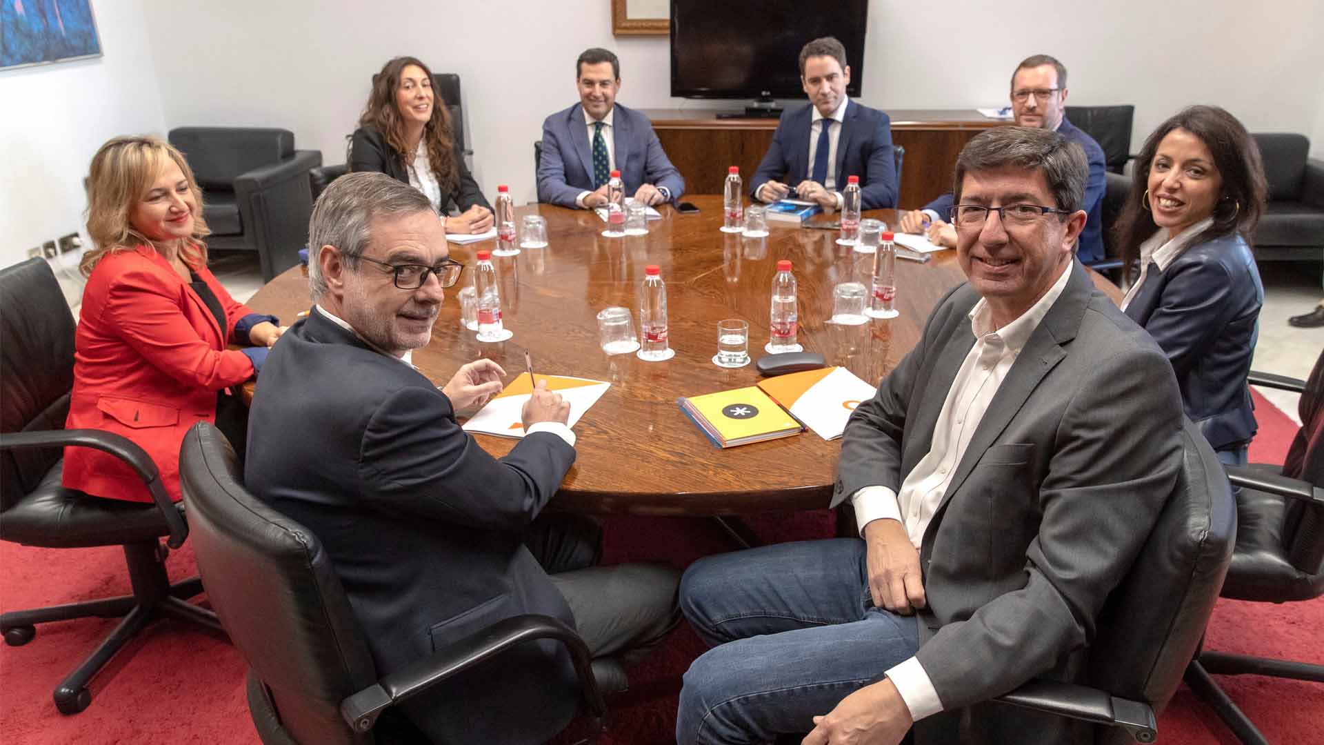 PP y Cs chocan sobre el papel del PSOE y el apoyo de Vox y seguirán negociando en Andalucía
