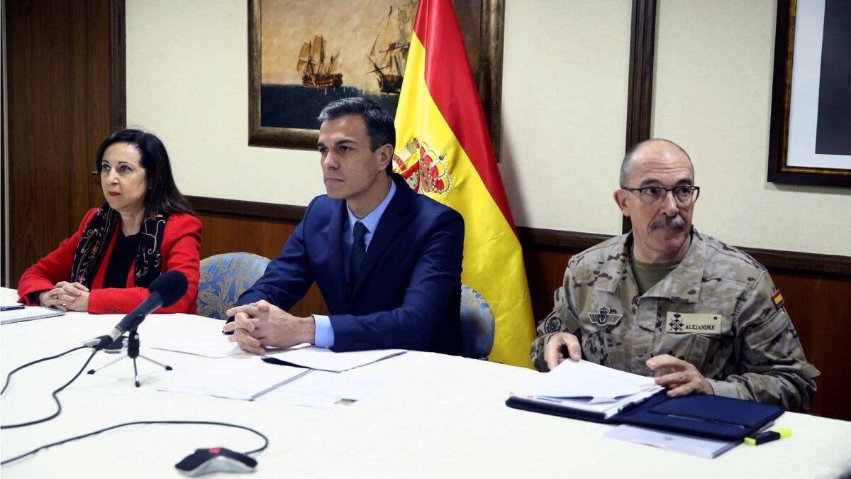 Sánchez alaba la labor de los militares en el exterior durante su mensaje navideño