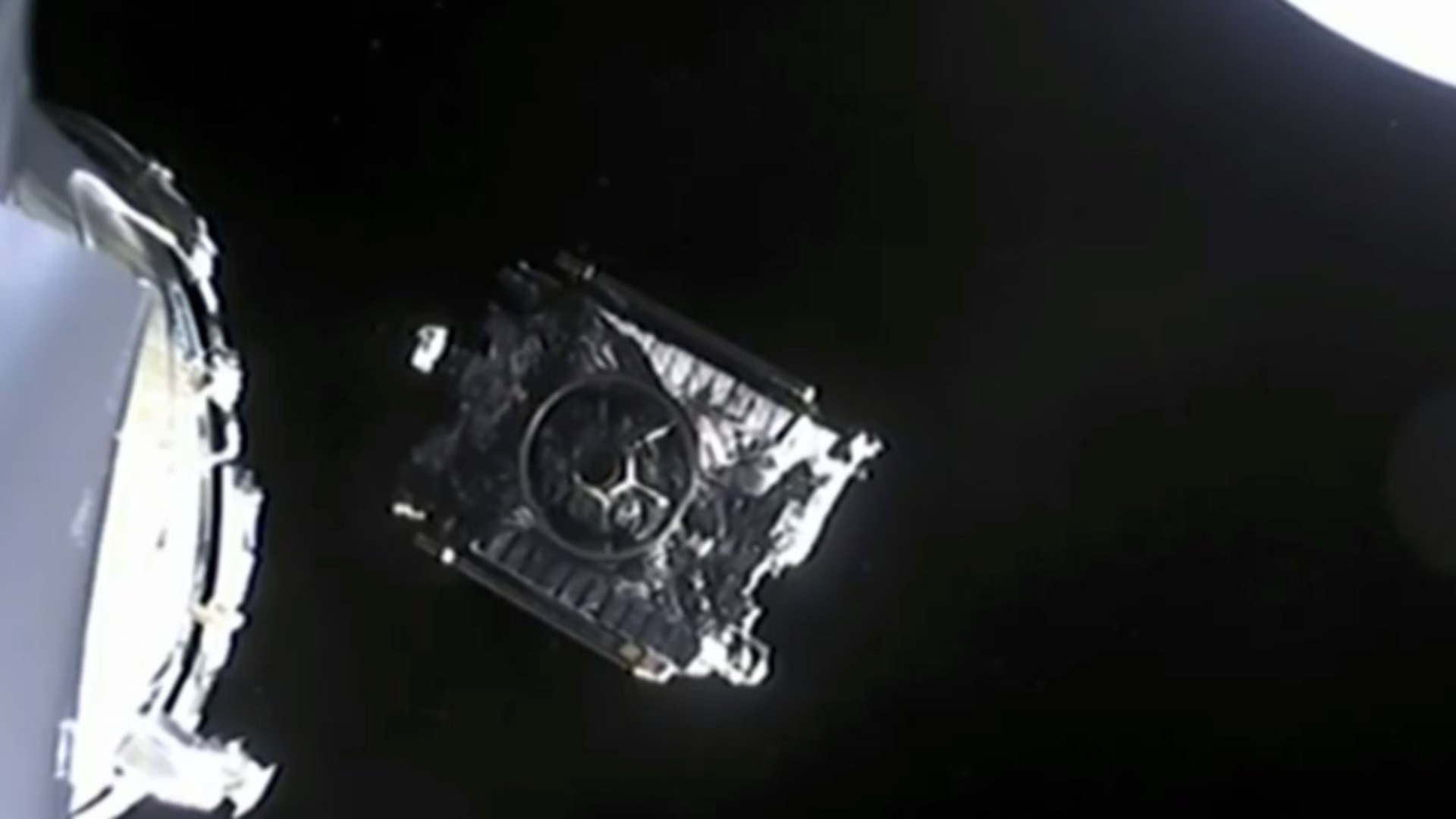 SpaceX lanza con éxito su primera misión espacial de seguridad nacional para EEUU