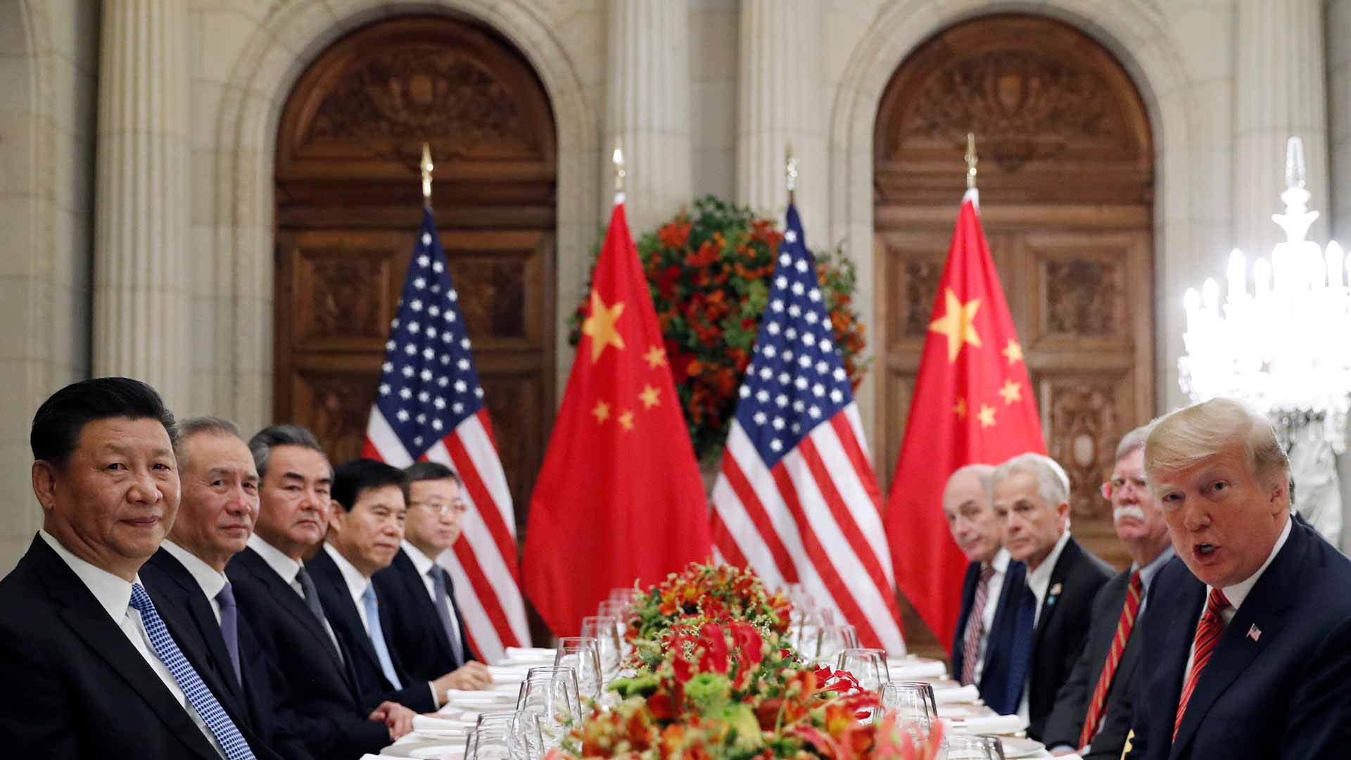 Trump afirma que China ha aceptado "reducir y eliminar" los aranceles a los coches de EEUU