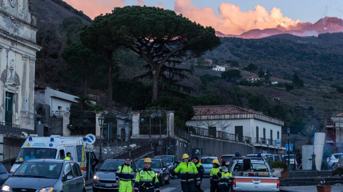 Un terremoto con epicentro en la falda del Etna deja cuatro heridos en Catania