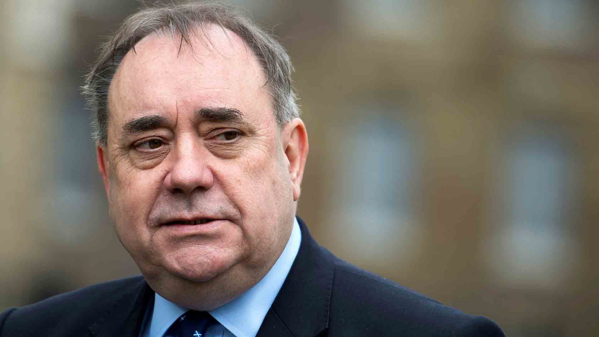 Alex Salmond, ex ministro principal de Escocia, detenido por acoso sexual