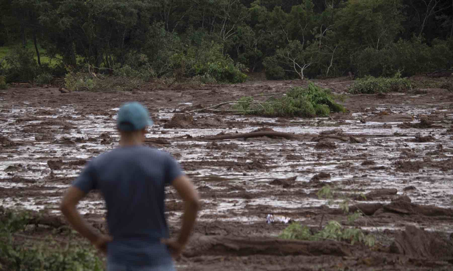 Aumentan a 37 los fallecidos por la ruptura de una presa de residuos en Brasil