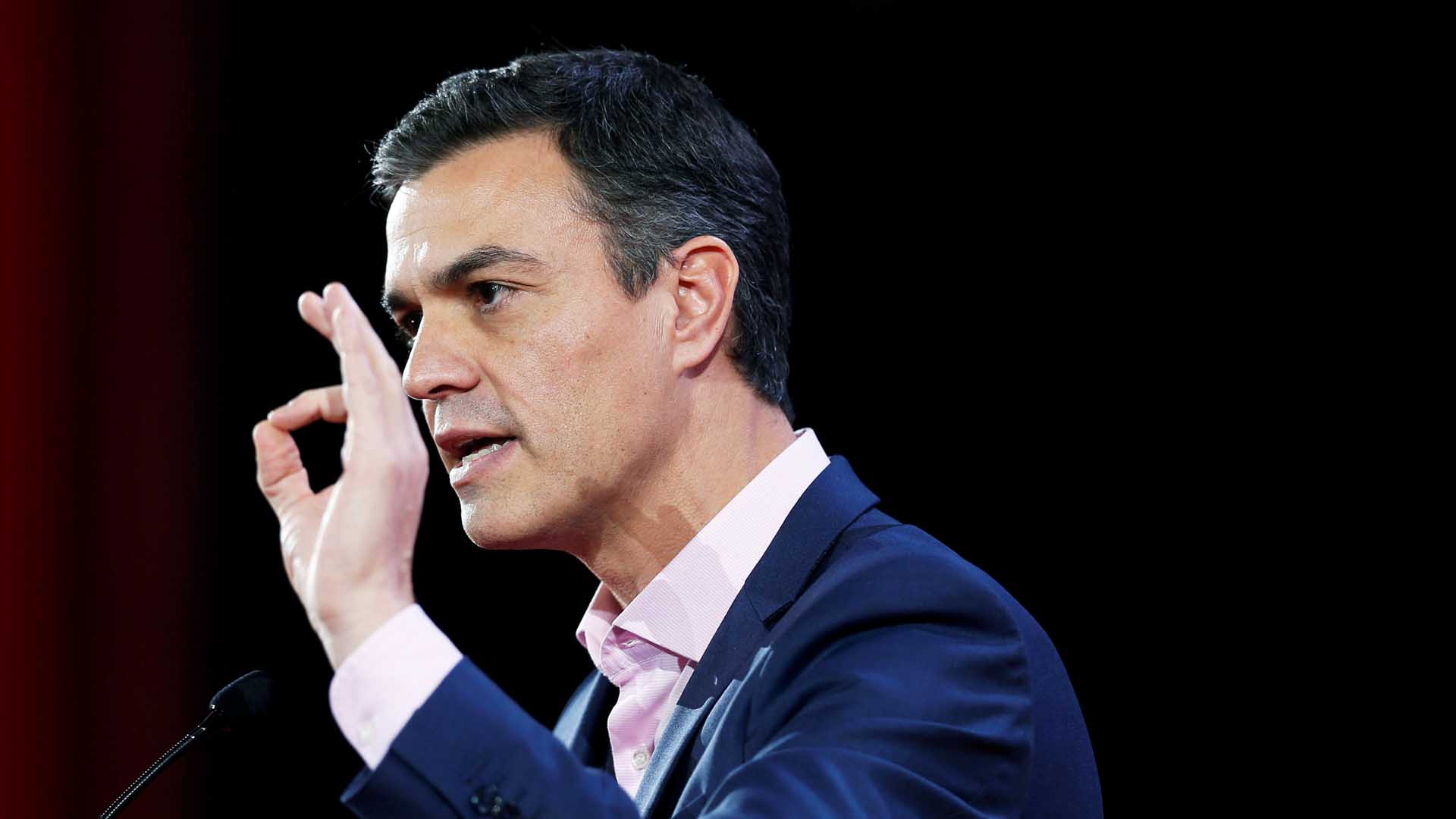 El CIS mantiene en cabeza al PSOE mientras Vox sube más de un punto