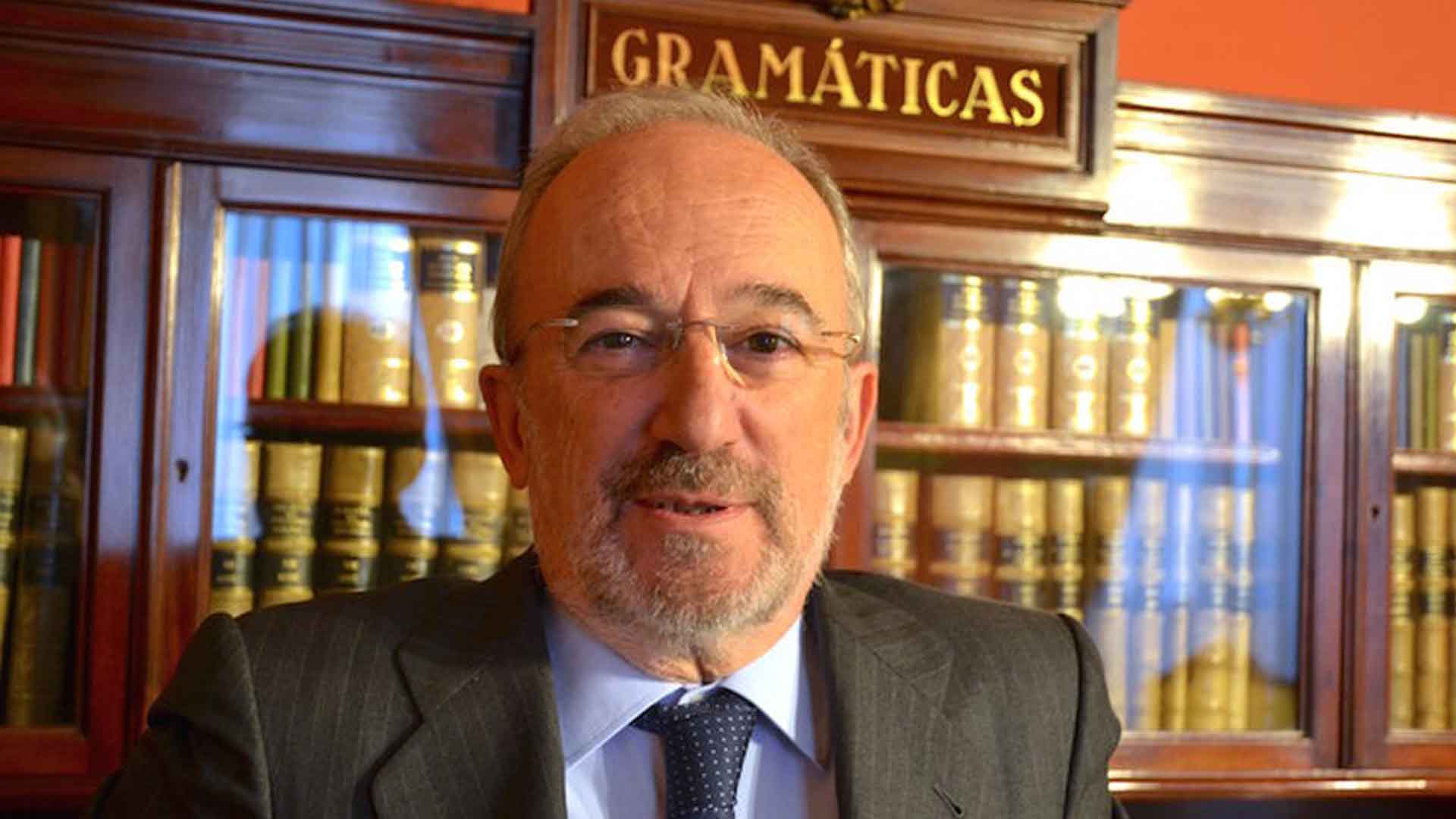El director de la RAE propone un referéndum autonómico y otro estatal sobre Cataluña