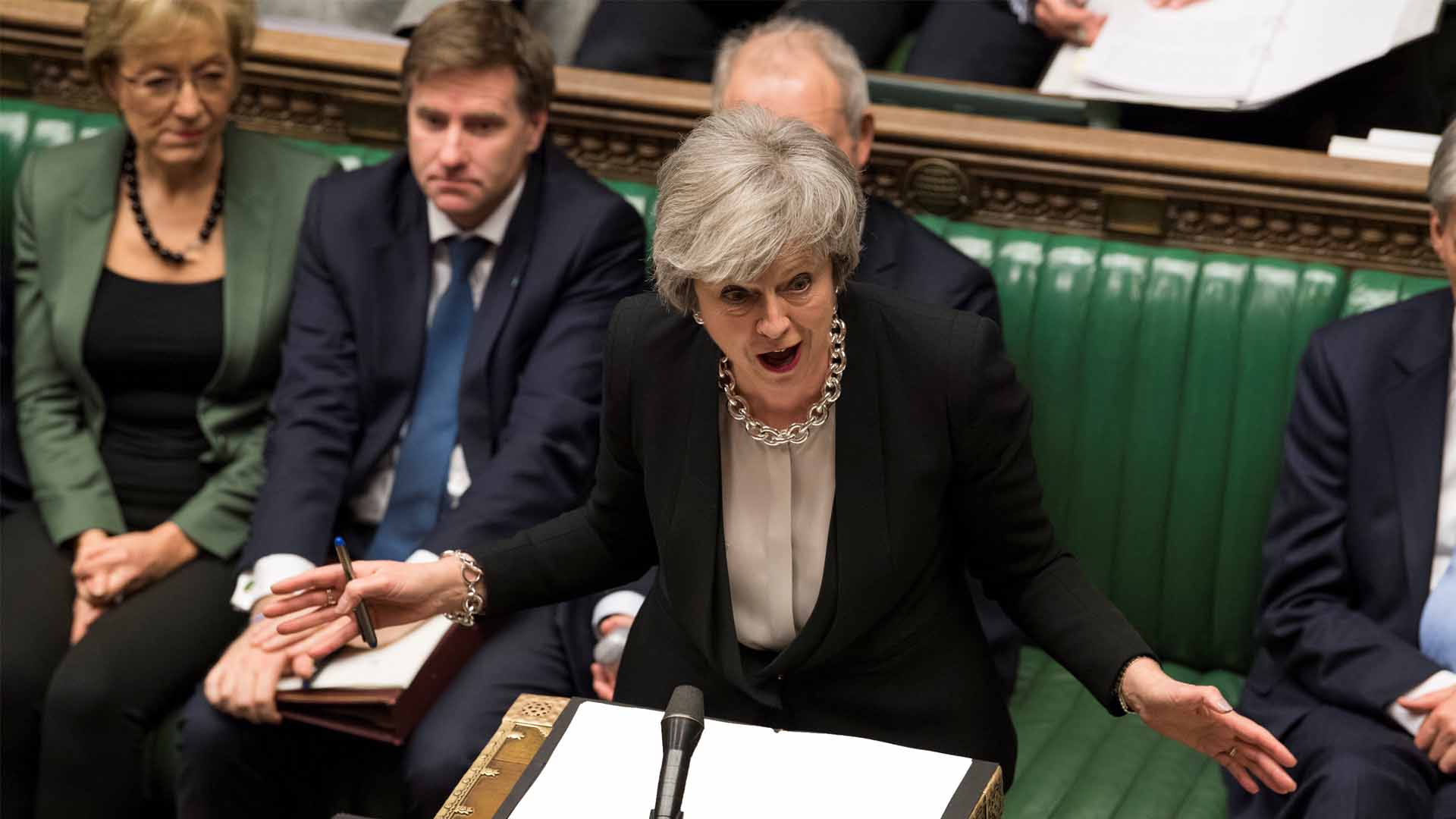 El Parlamento británico respalda a Theresa May para renegociar el Brexit con Bruselas