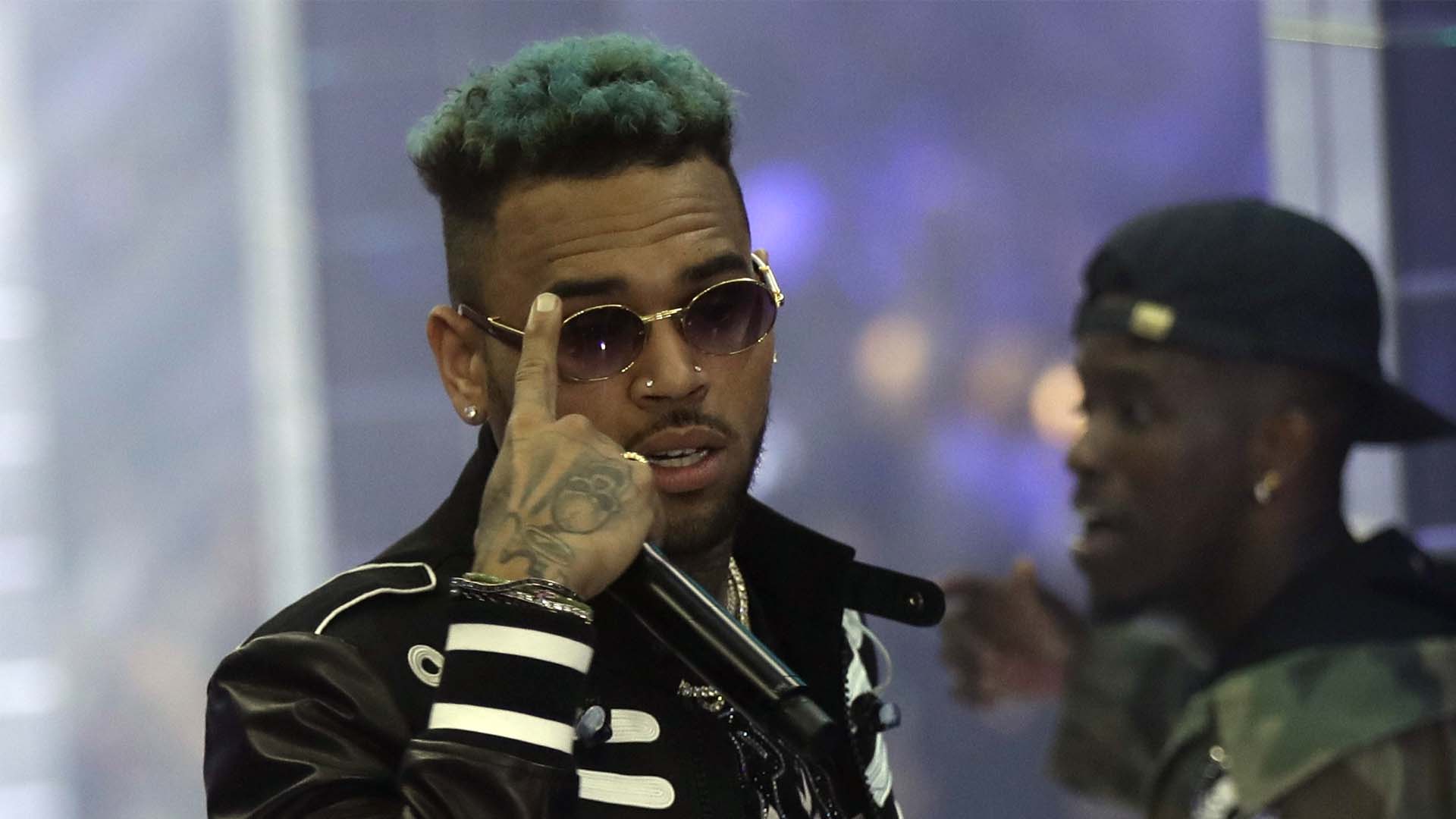 El rapero Chris Brown, detenido en París por una denuncia de violación