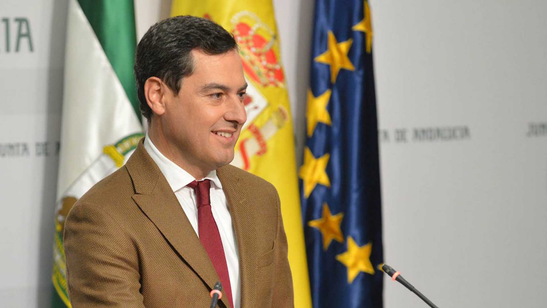 Juanma Moreno presenta su Gobierno con cinco consejerías para Ciudadanos