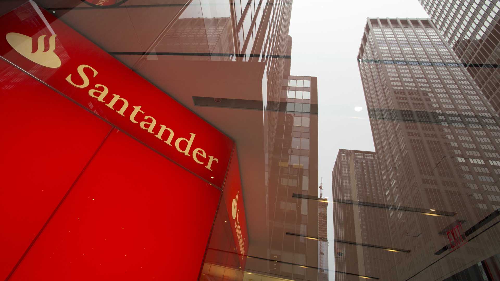 La Audiencia Nacional imputa al Santander por la ampliación de capital del Banco Popular