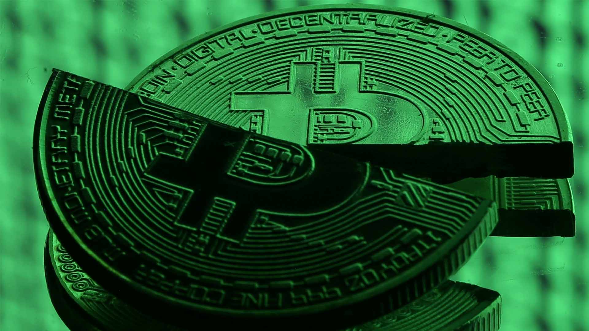 La red bitcoin cumple una década marcada por su declive durante el último año